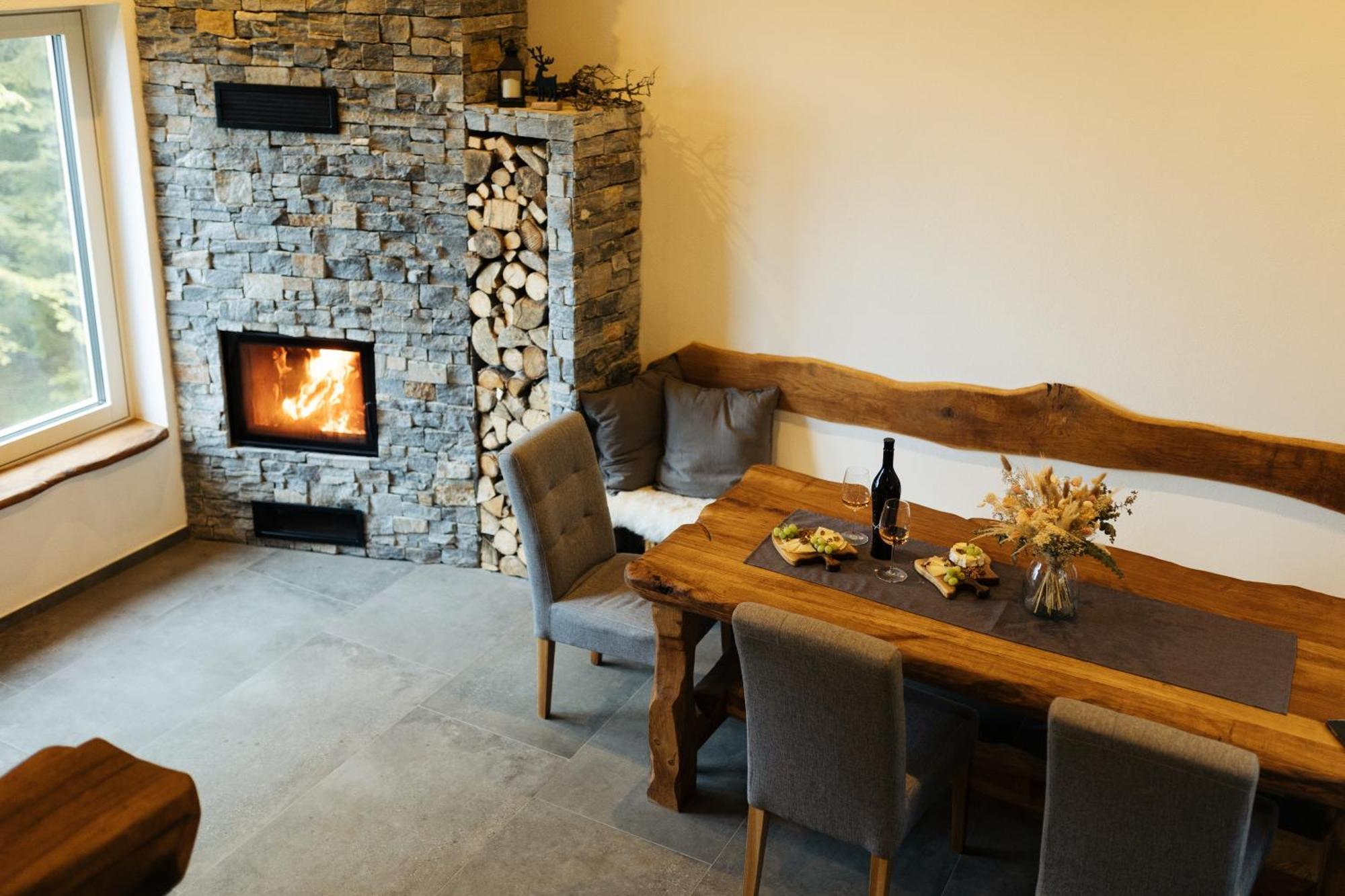 Alpine Cottage Golica Jesenice Exteriér fotografie